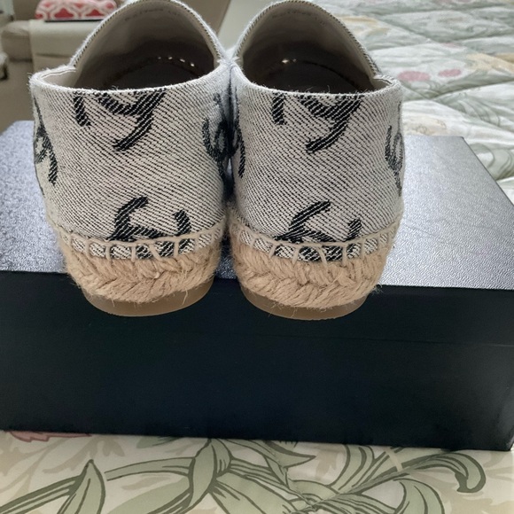 Chanel Women's Espadrilles 100% Authentic - Picture 4 of 12